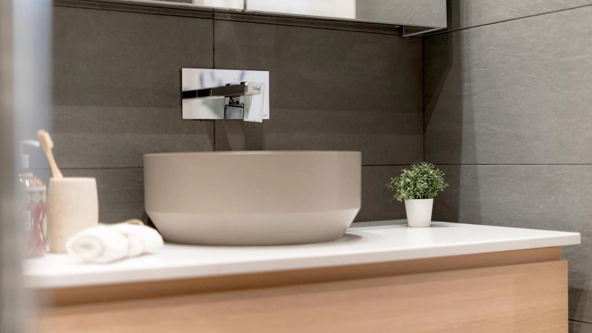 מילאנו Luxury Apartment - Daverio 6
