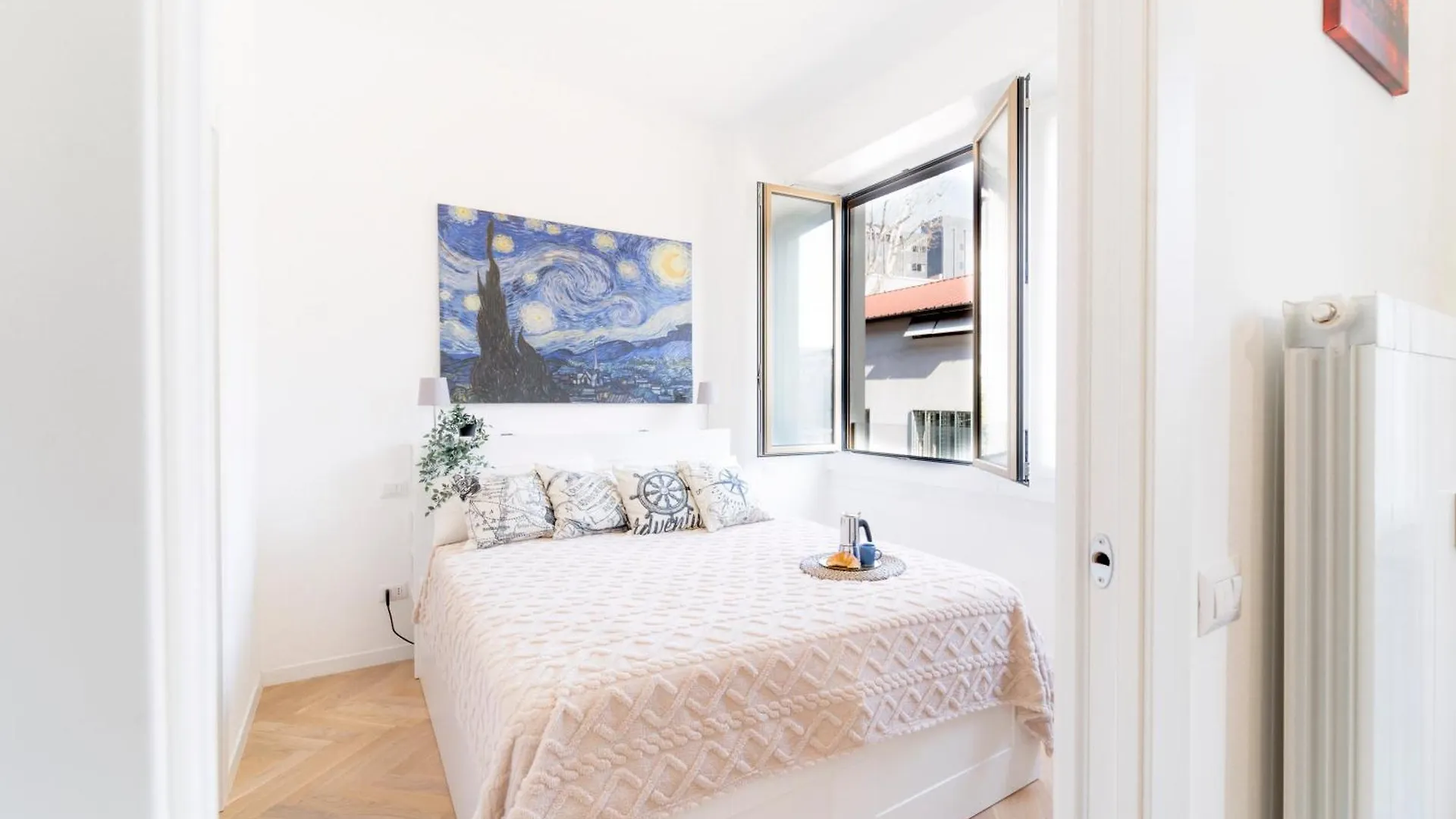 מילאנו Luxury Apartment - Daverio 6 איטליה